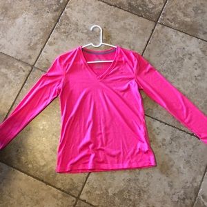 COPY - Nike Dri-Fit long sleeve v-neck